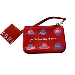 An Network Clutch Wristlet